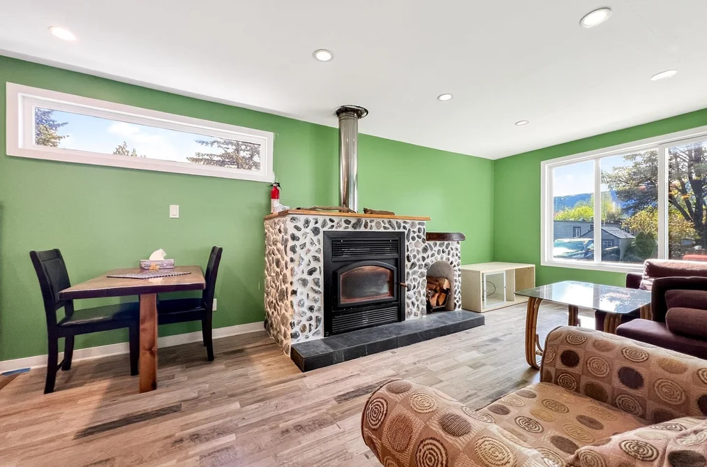 39 40157 GOVERNMENT ROAD, Squamish BC V0N 1T0, Squamish BC — Residential for Sale - Photo 2
