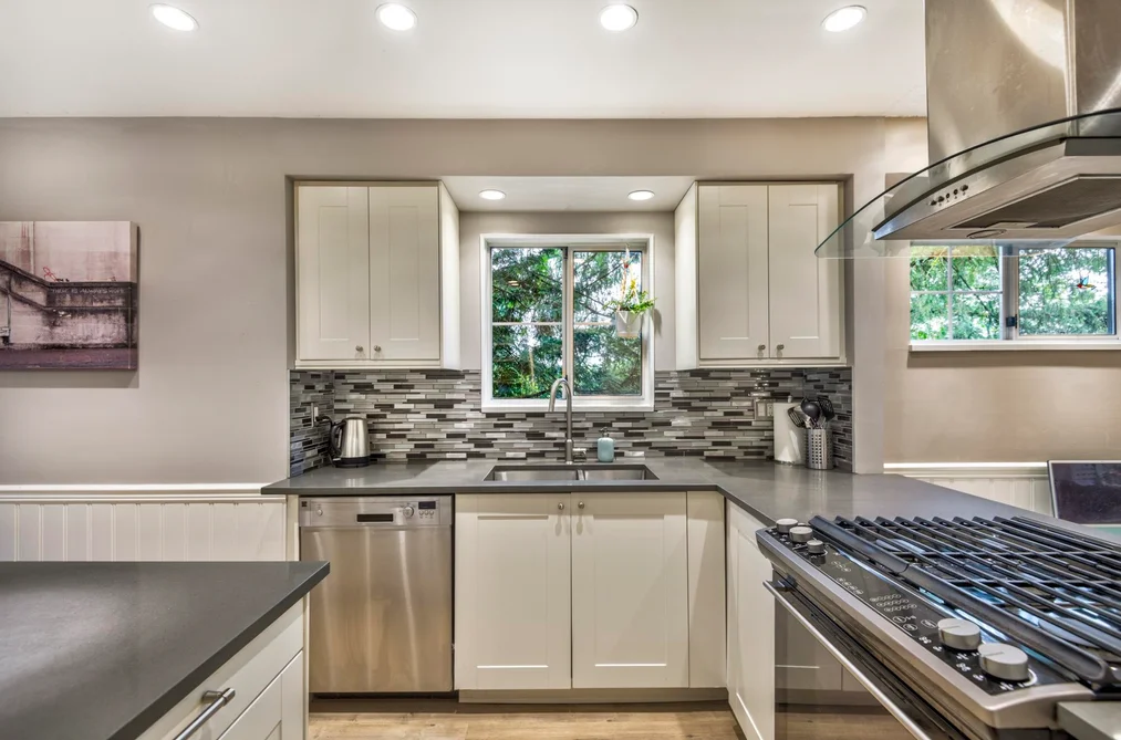 39-795 Noons Creek Drive, Port Moody, BC - Townhouse for Sale - Photo 11 of 40 39-795 Noons Creek Drive, Port Moody, BC - Townhouse for Sale - Photo 11 of 40