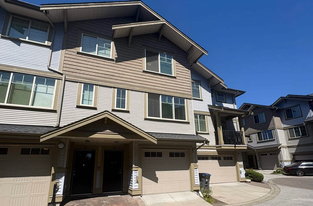 39 9533 N 130A STREET, Surrey BC V3V 0B8, Surrey BC — Residential for Sale - Photo 2