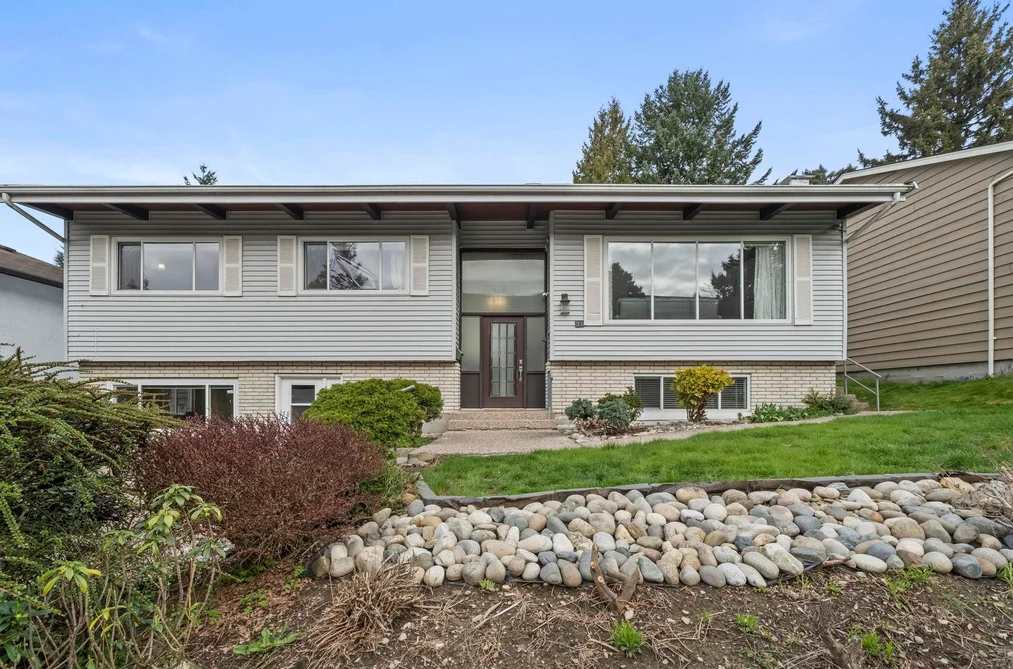 House for sale at 39 Mott Crescent New Westminster British Columbia - MLS: R3119177