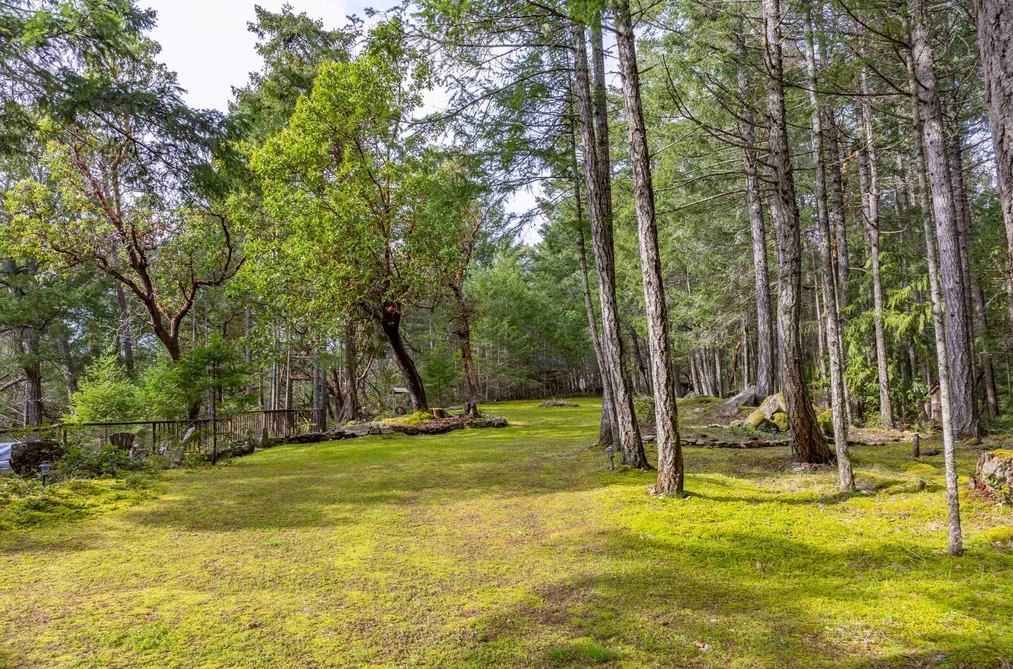 390 JUNIPER LANE, Galiano Island BC V0N 1P0, Galiano Island BC — Residential for Sale - Photo 6