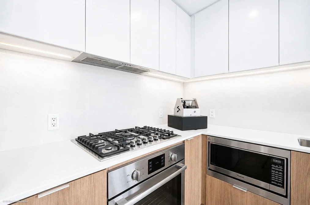 3901 6087 WILSON AVENUE, Burnaby BC V5H 0M1, Burnaby BC — Residential for Sale — Photo 11 of 35
