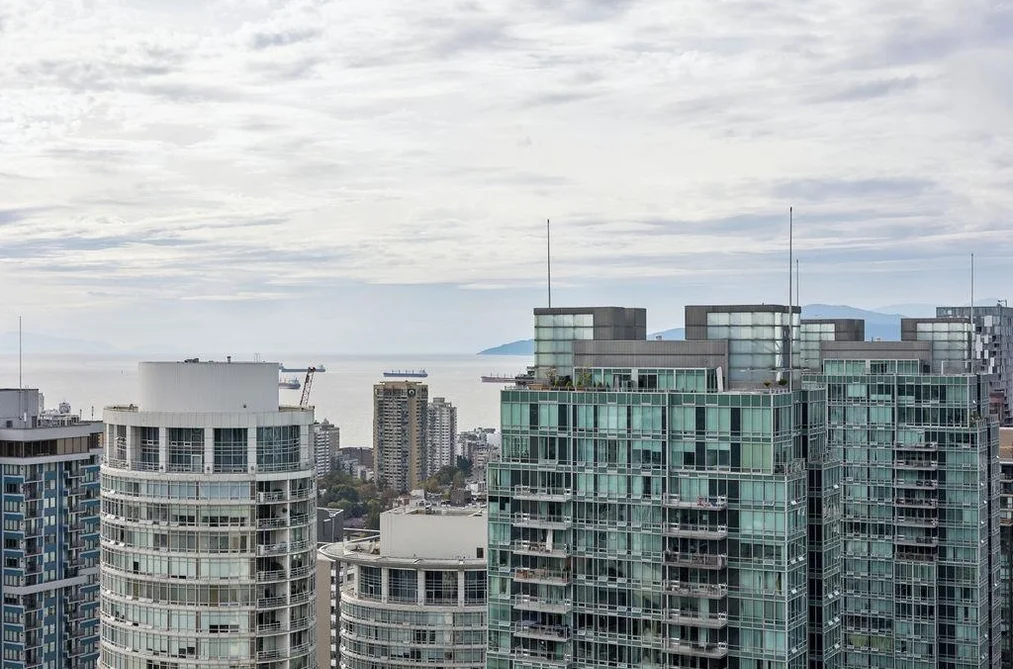 3902-1151 W Georgia Street, Vancouver, BC - Condo for Sale - Photo 30 of 36 3902-1151 W Georgia Street, Vancouver, BC - Condo for Sale - Photo 30 of 36