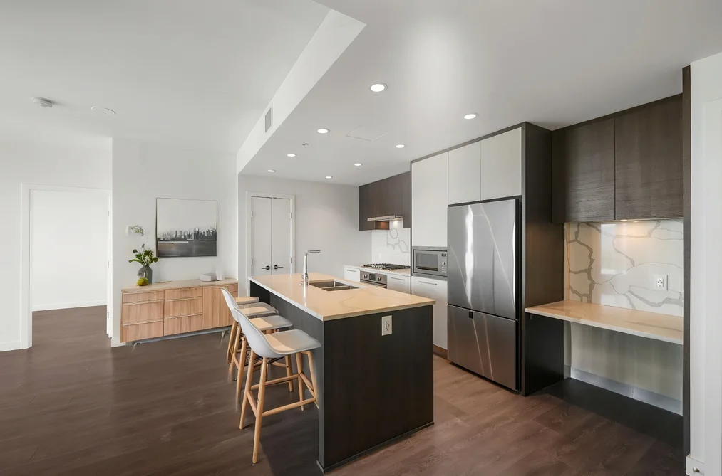 3904 567 CLARKE ROAD, Coquitlam BC V3J 0K7, Coquitlam BC — Residential for Sale - Photo 2