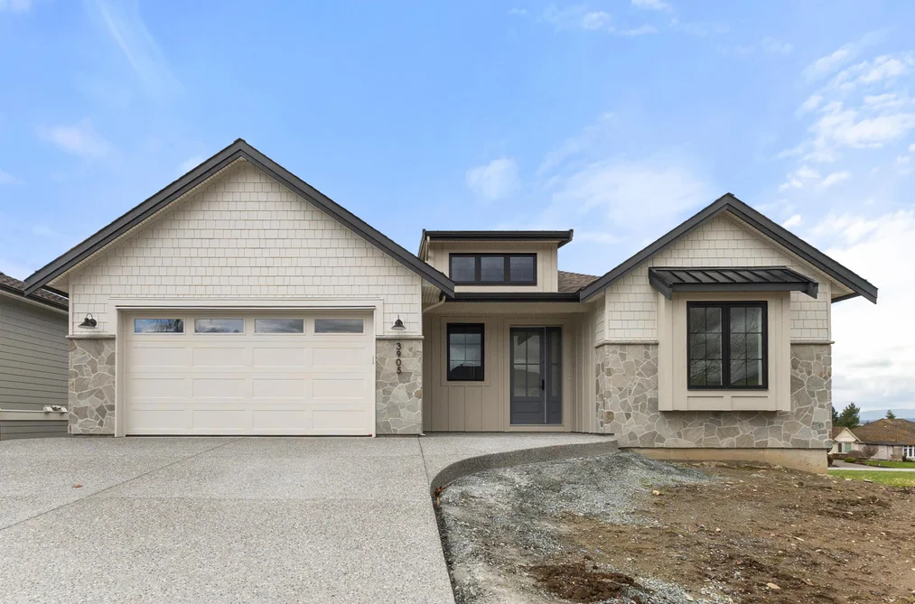 3905 LATIMER STREET, Abbotsford BC V2S 2J4, Abbotsford BC — Residential for Sale - Photo 2