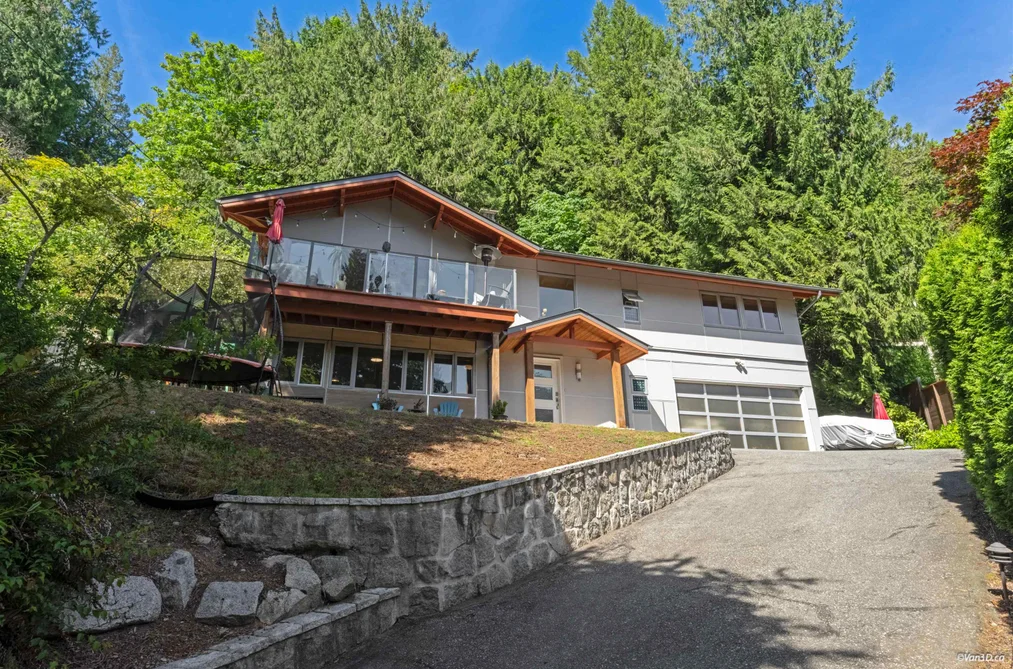 3907 BAYRIDGE PLACE, West Vancouver BC V7V 3K2, West Vancouver BC — Residential for Sale - Main Photo