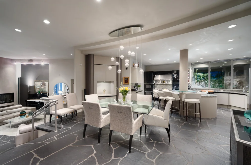 3912 Marine Drive, West Vancouver, BC - MLS: R3134388 - Photo 8 3912 Marine Drive, West Vancouver, BC - MLS: R3134388 - Photo 8