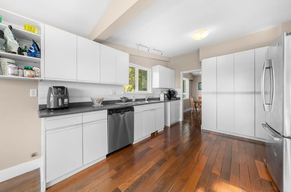 3920 DELBROOK AVENUE, North Vancouver BC V7N 3Z8, North Vancouver BC — Residential for Sale — Photo 7 of 34