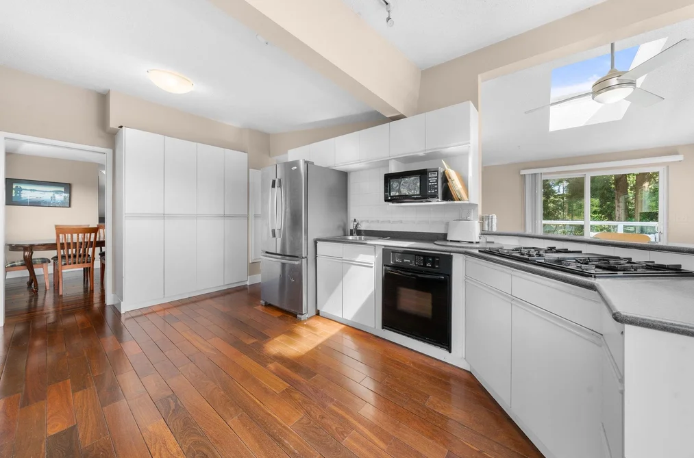 3920 DELBROOK AVENUE, North Vancouver BC V7N 3Z8, North Vancouver BC — Residential for Sale — Photo 8 of 34