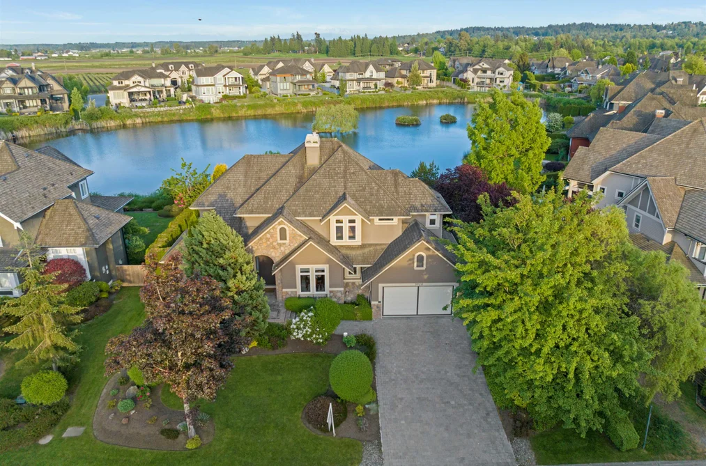 House for sale at 3928 159 Street Surrey British Columbia - MLS: R3097536