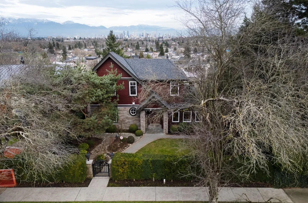 House for sale at 3936 Quesnel Drive Vancouver British Columbia - MLS: R3075415