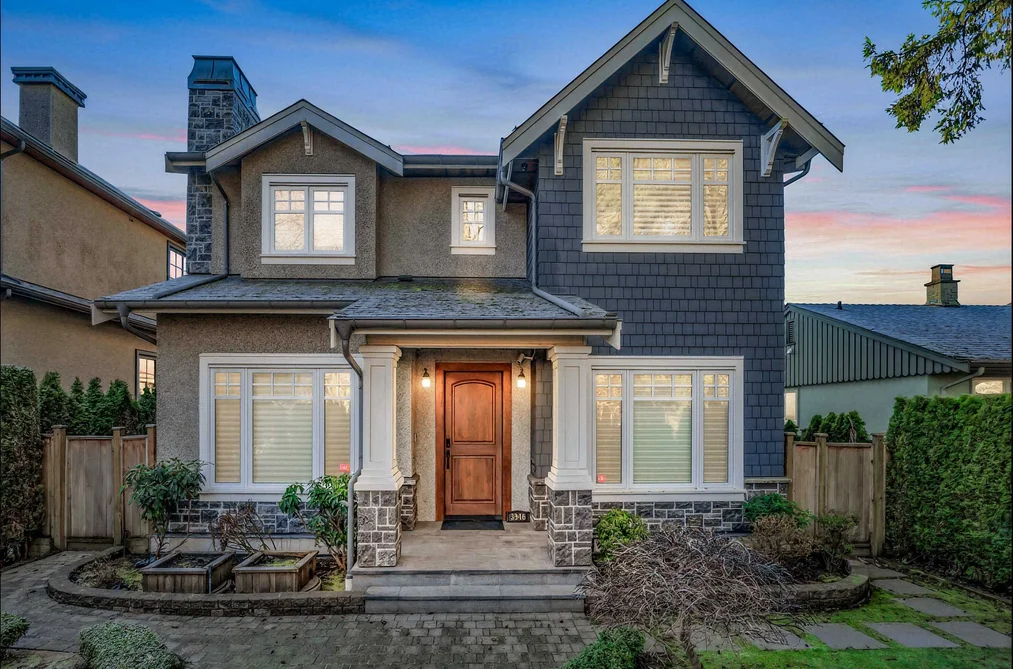 House for sale at 3946 W 30th Avenue Vancouver British Columbia - MLS: R3096567