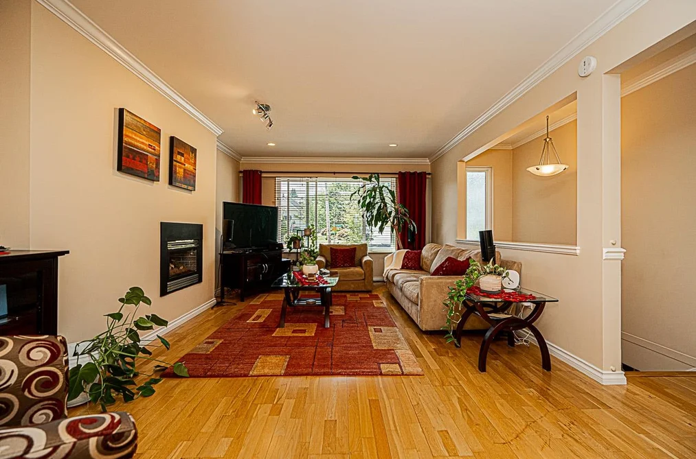 3949 GILPIN STREET, Burnaby BC V5G 2H2, Burnaby BC — Residential for Sale - Photo 6