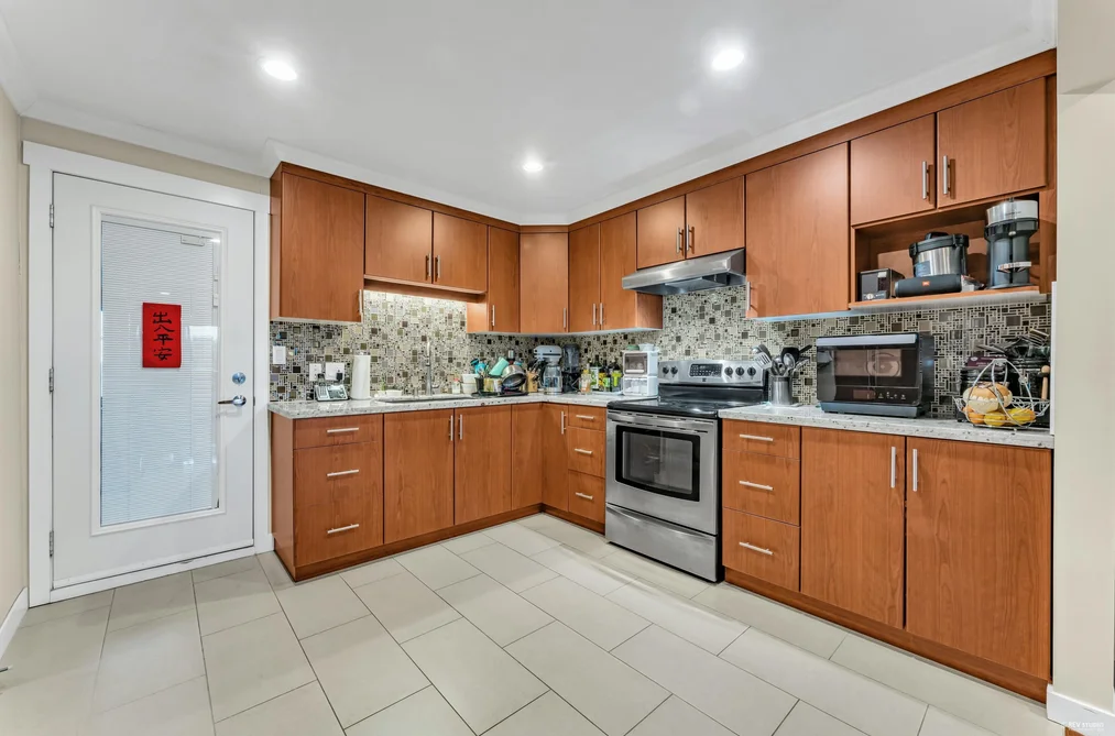 3951 SLOCAN STREET, Vancouver BC V5R 1Y7, Vancouver BC — Residential for Sale - Photo 7