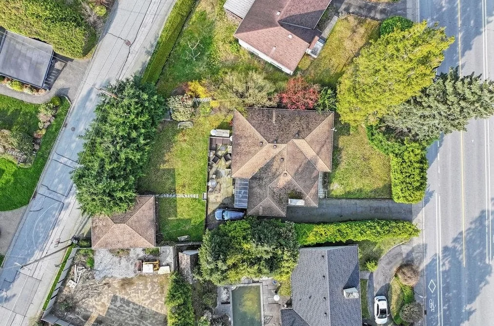 3955 HIGHLAND BOULEVARD, North Vancouver BC V7R 2Y7, North Vancouver BC — Residential for Sale - Photo 4