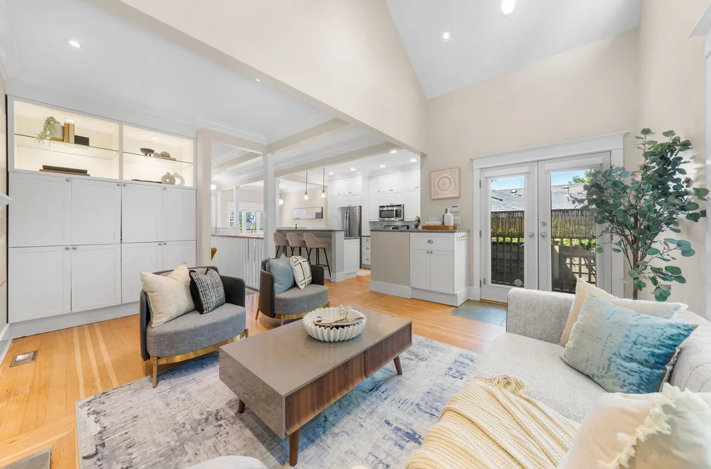 396 E KEITH ROAD, North Vancouver, BC — Residential for Sale — Photo 14 of 40