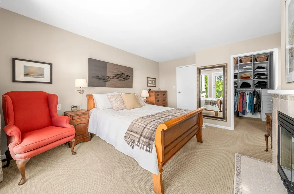 3961 St. Albans Avenue, North Vancouver, BC - House for Sale - Photo 24 of 40 3961 St. Albans Avenue, North Vancouver, BC - House for Sale - Photo 24 of 40