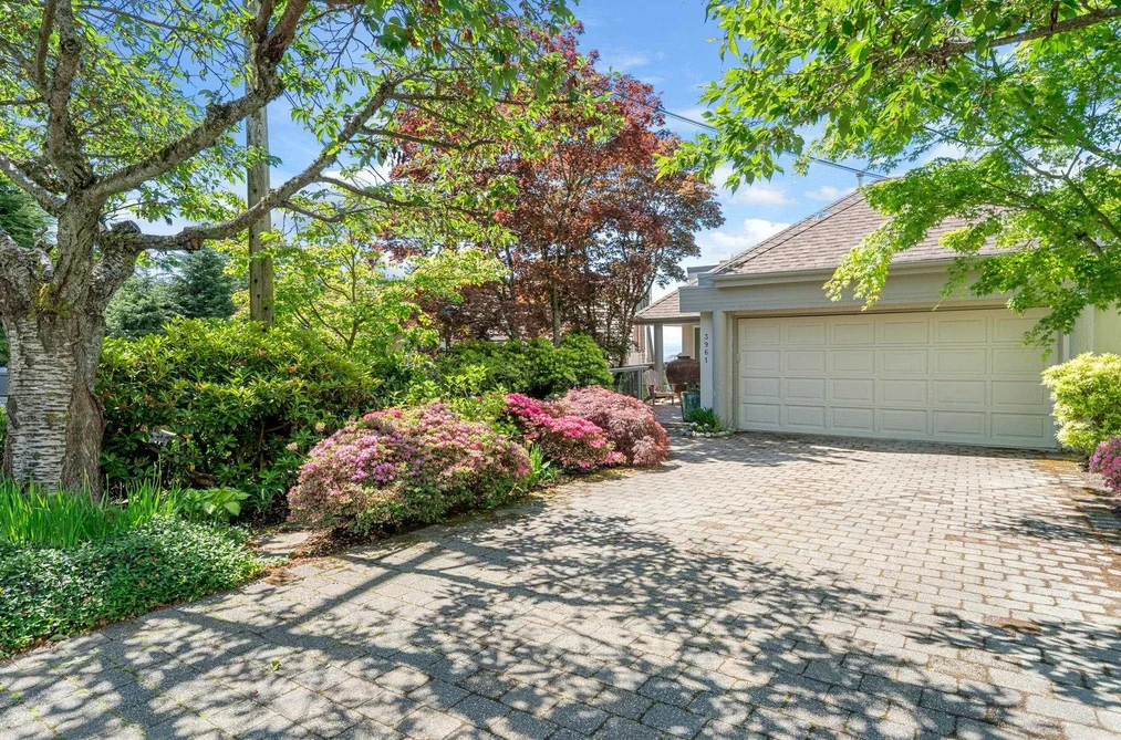 3961 ST. ALBANS AVENUE, North Vancouver BC V7N 1S9, North Vancouver BC — Residential for Sale - Photo 3
