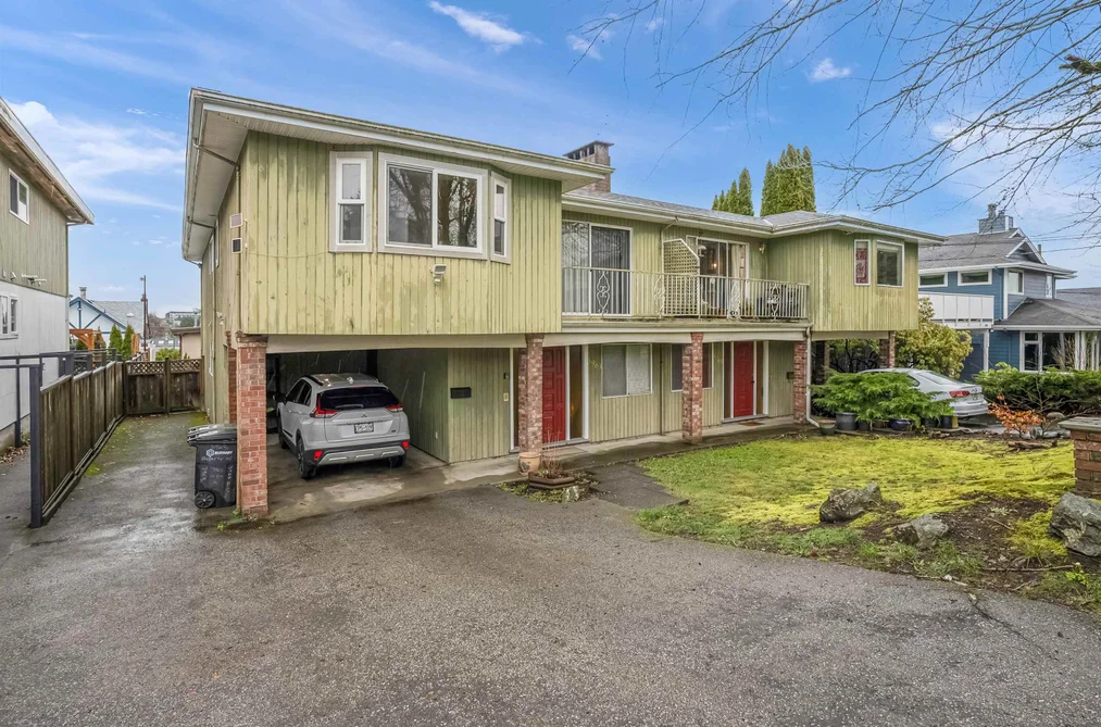 Quadruplex for sale at 3963  - 3965 Gilpin Street Burnaby British Columbia - MLS: R3124576