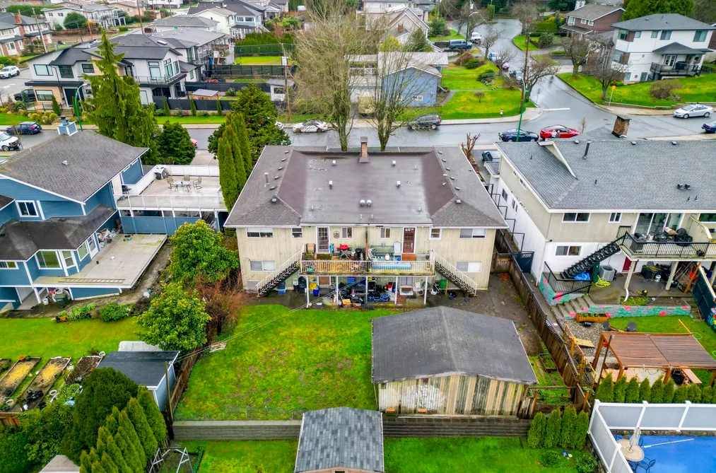 3963  - 3965 GILPIN STREET, Burnaby BC V5G 2H2, Burnaby BC — Residential Income for Sale - Photo 3