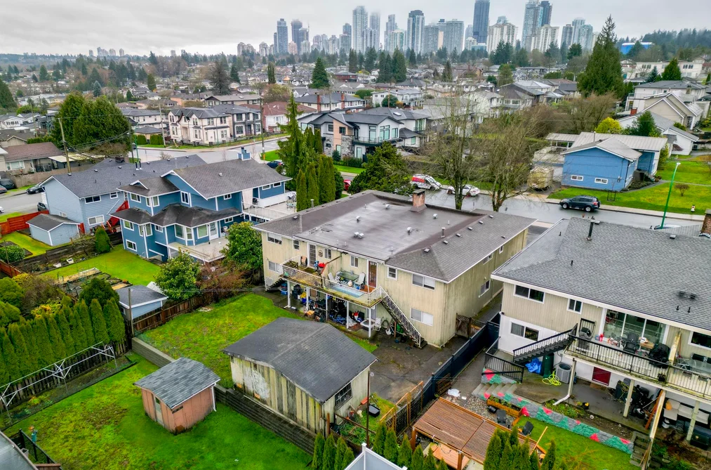 3963 - 3965 GILPIN STREET, Burnaby BC V5G 2H2, Burnaby BC — Residential for Sale - Photo 4