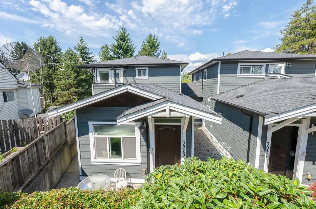 Half Duplex for sale at 3969 Nithsdale Street Burnaby British Columbia - MLS: R3140198