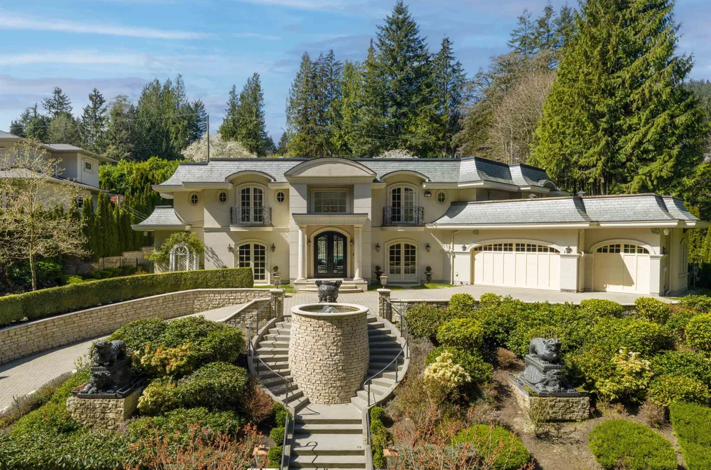 397 SOUTHBOROUGH DRIVE, West Vancouver BC V7S 1M3, West Vancouver BC — Residential for Sale - Photo 2
