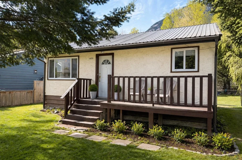 House for sale at 39721 Clark Road Squamish British Columbia - MLS: R3122331