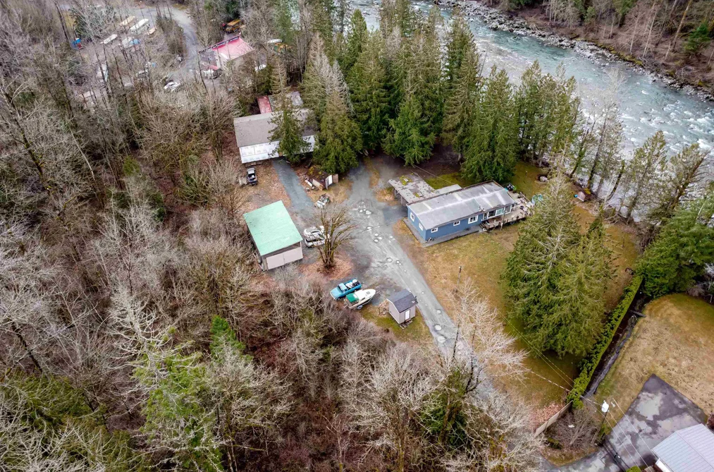 3975 BOURNE ROAD, Sardis - Chwk River Valley BC V4Z 1C2, Sardis - Chwk River Valley BC — Residential for Sale — Photo 6 of 34