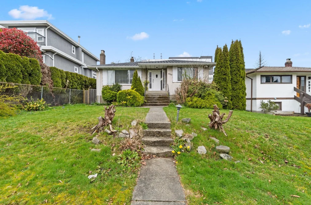 House for sale at 3977 Forest Street Burnaby British Columbia - MLS: R3108103