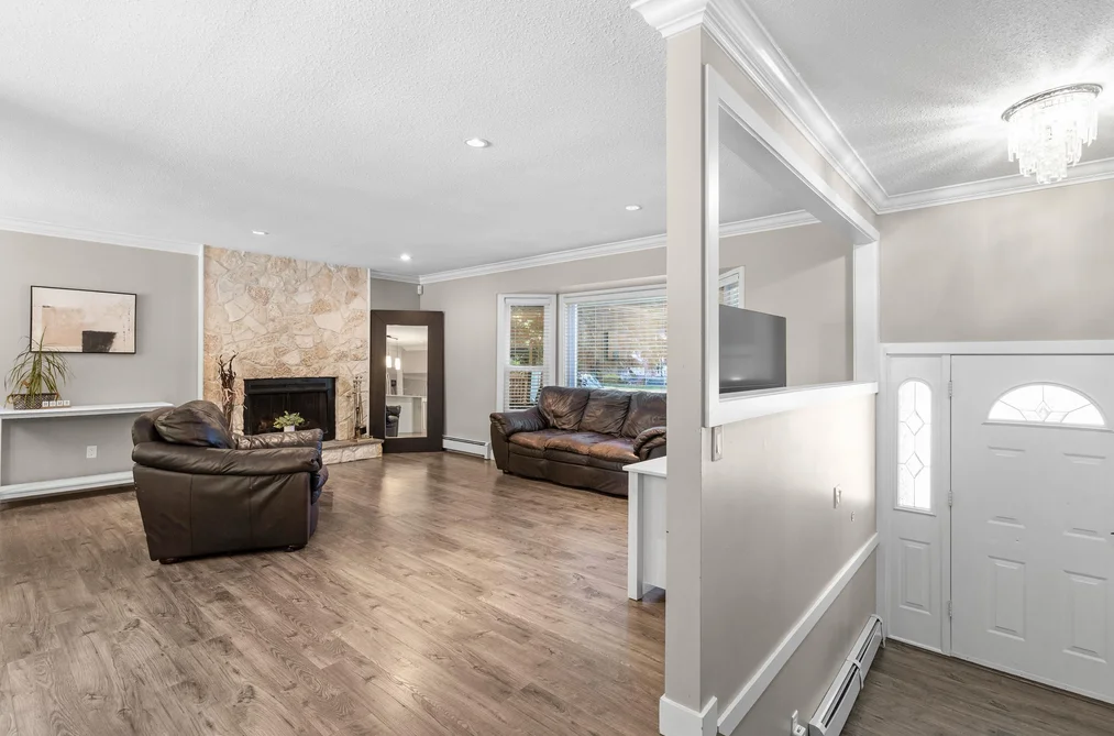 3980 204A STREET, Langley, BC — Residential for Sale — Photo 4 of 40