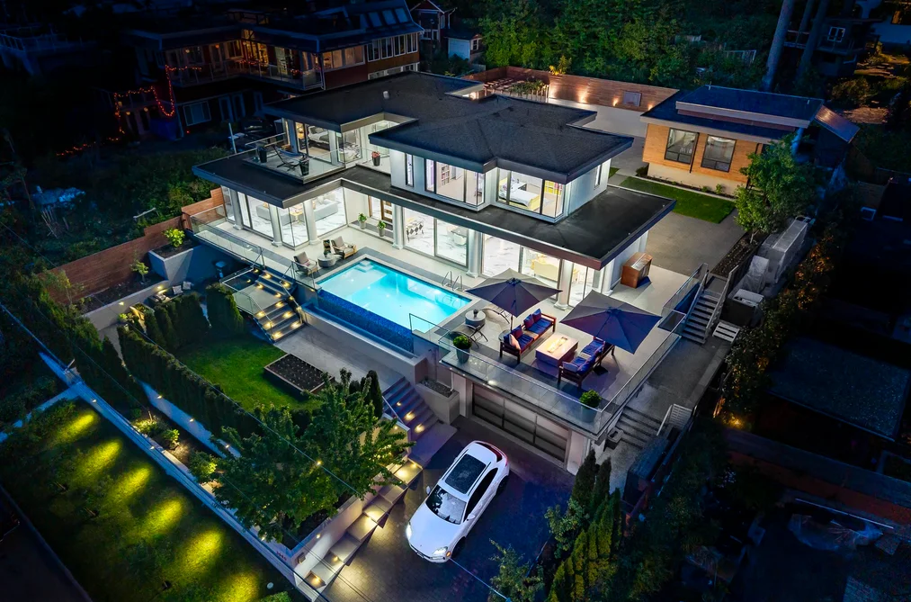 3980 NORWOOD AVENUE, North Vancouver BC V7N 3R3, North Vancouver BC — Residential for Sale - Photo 2