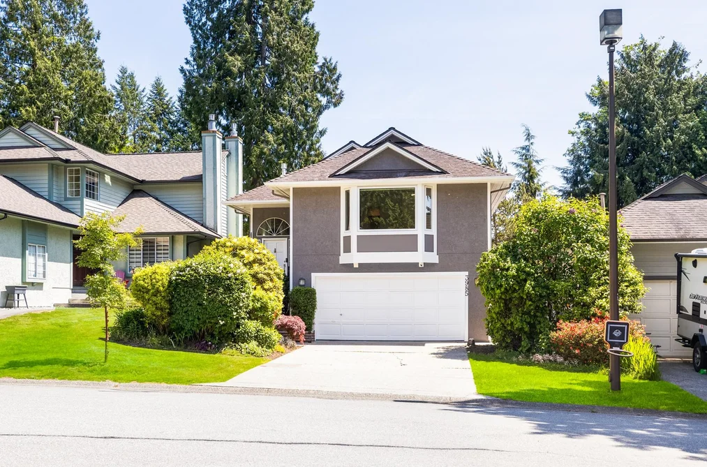 House for sale at 3985 Frames Place North Vancouver British Columbia - MLS: R3126561