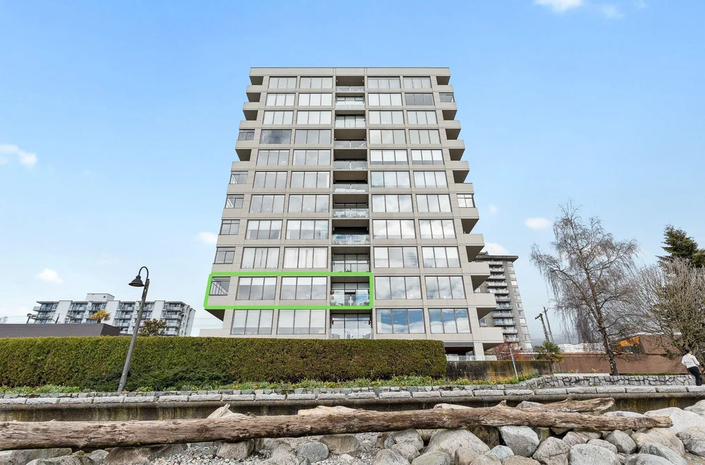 Condo for sale at 3w 111 18th Street West Vancouver British Columbia - MLS: R3116884