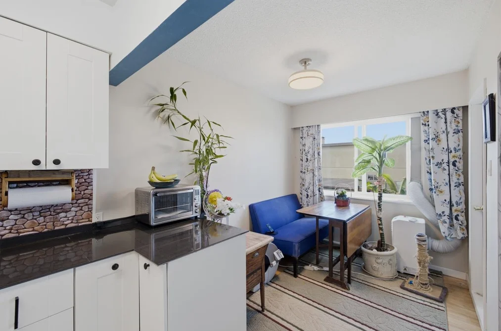 1 1040 PARKER STREET, White Rock BC V4B 4R7, White Rock BC — Residential for Sale — Photo 16 of 37