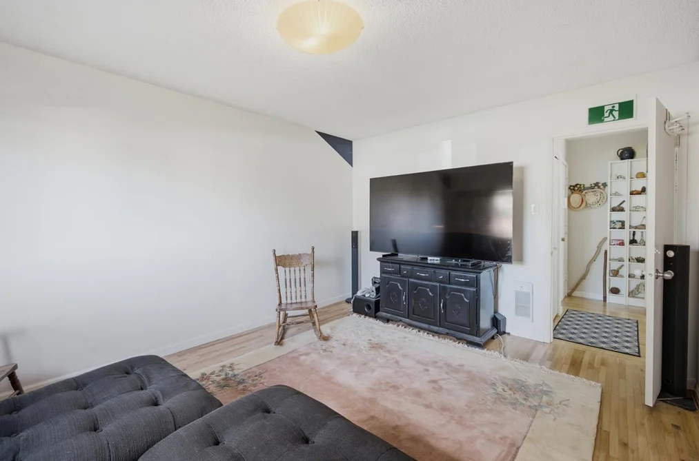 1 1040 PARKER STREET, White Rock BC V4B 4R7, White Rock BC — Residential for Sale — Photo 32 of 37