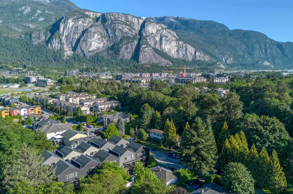 Townhouse for sale at 4 1089 Wilson Crescent Squamish British Columbia - MLS: R3138300