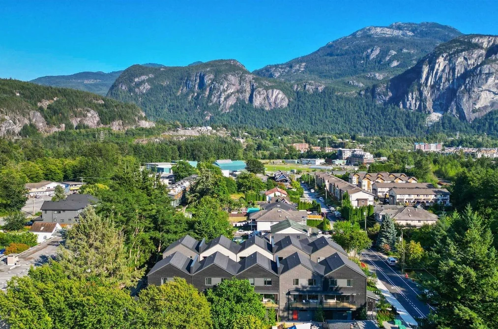 4 1089 WILSON CRESCENT, Squamish BC V8B 0M4, Squamish BC — Residential for Sale — Photo 32 of 38