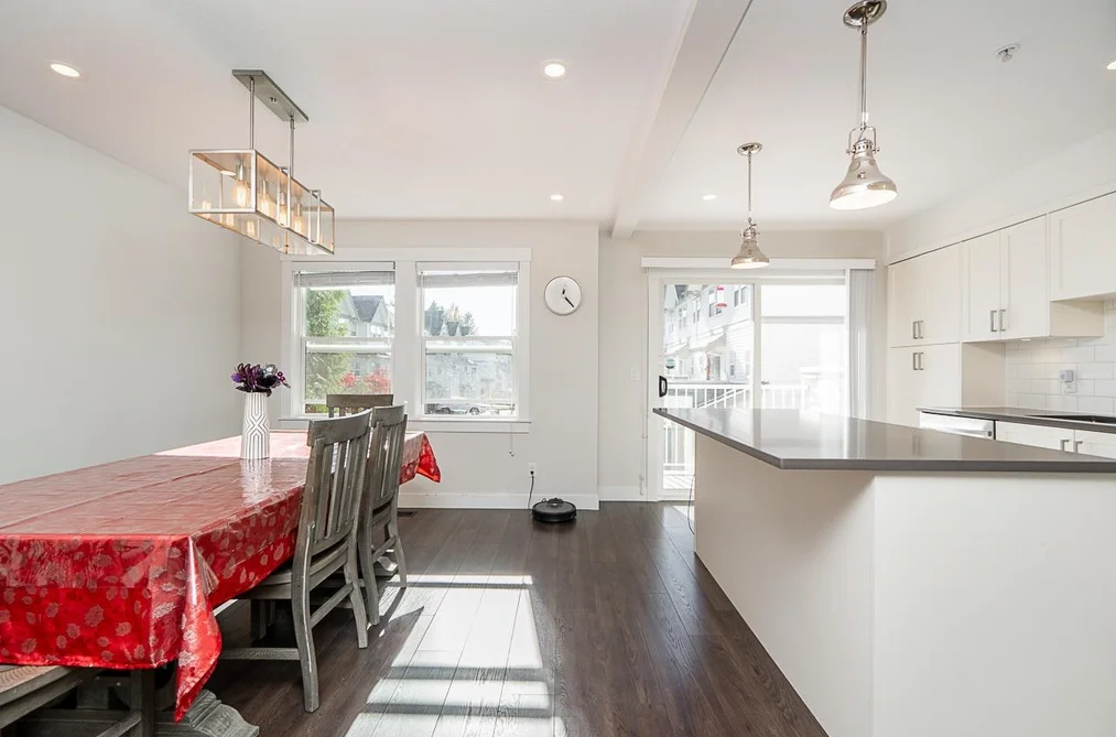 4-1260 Riverside Drive, Port Coquitlam, BC - Townhouse for Sale - Photo 14 of 36 4-1260 Riverside Drive, Port Coquitlam, BC - Townhouse for Sale - Photo 14 of 36