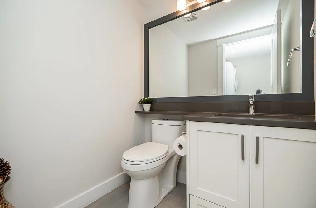 4-1260 Riverside Drive, Port Coquitlam, BC - Townhouse for Sale - Photo 16 of 36 4-1260 Riverside Drive, Port Coquitlam, BC - Townhouse for Sale - Photo 16 of 36