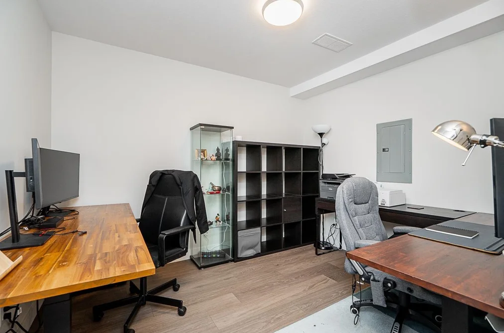 4-1260 Riverside Drive, Port Coquitlam, BC - Townhouse for Sale - Photo 23 of 36 4-1260 Riverside Drive, Port Coquitlam, BC - Townhouse for Sale - Photo 23 of 36