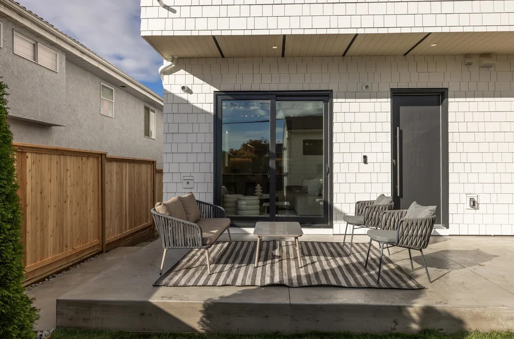 4-1458 Rosser Avenue, Burnaby, BC - Half Duplex for Sale - Photo 8 of 32 4-1458 Rosser Avenue, Burnaby, BC - Half Duplex for Sale - Photo 8 of 32