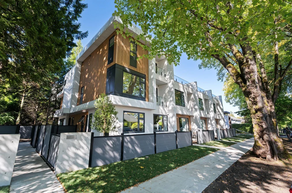 Townhouse for sale at 4 1491 Devonshire Crescent Vancouver British Columbia - MLS: R3156968