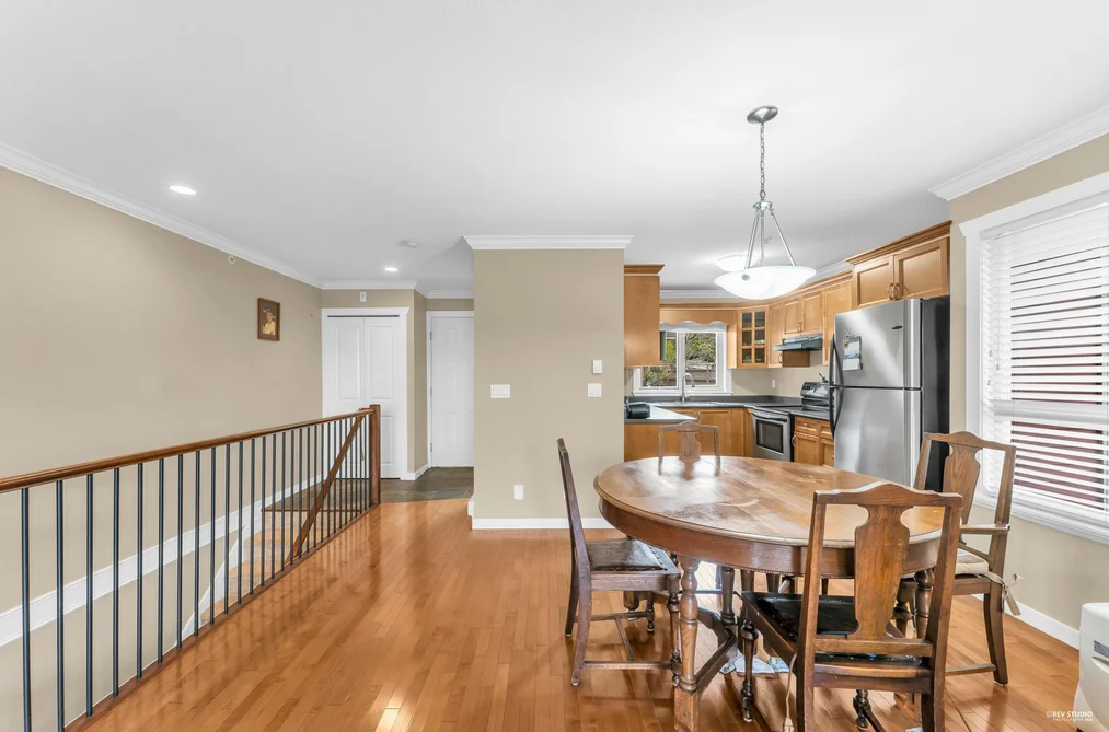 4 14921 THRIFT AVENUE, White Rock BC V4B 2J8, White Rock BC — Residential for Sale - Photo 4