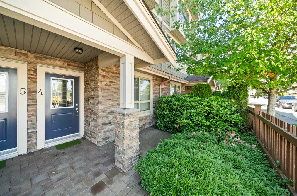 4 19752 55A AVENUE, Langley BC V3A 3X2, Langley BC — Residential for Sale - Photo 2
