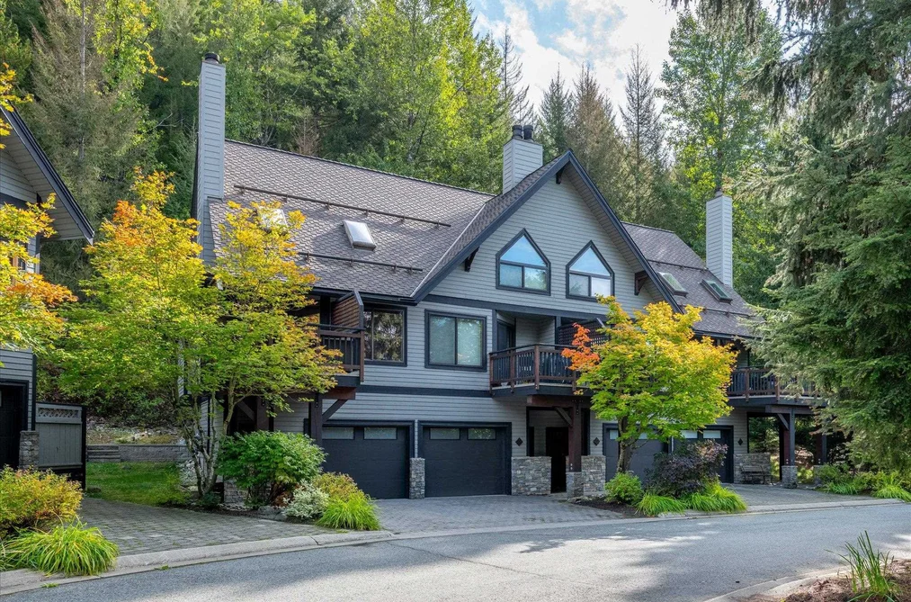 Townhouse for sale at 4 2014 London Lane Whistler British Columbia - MLS: R3165419