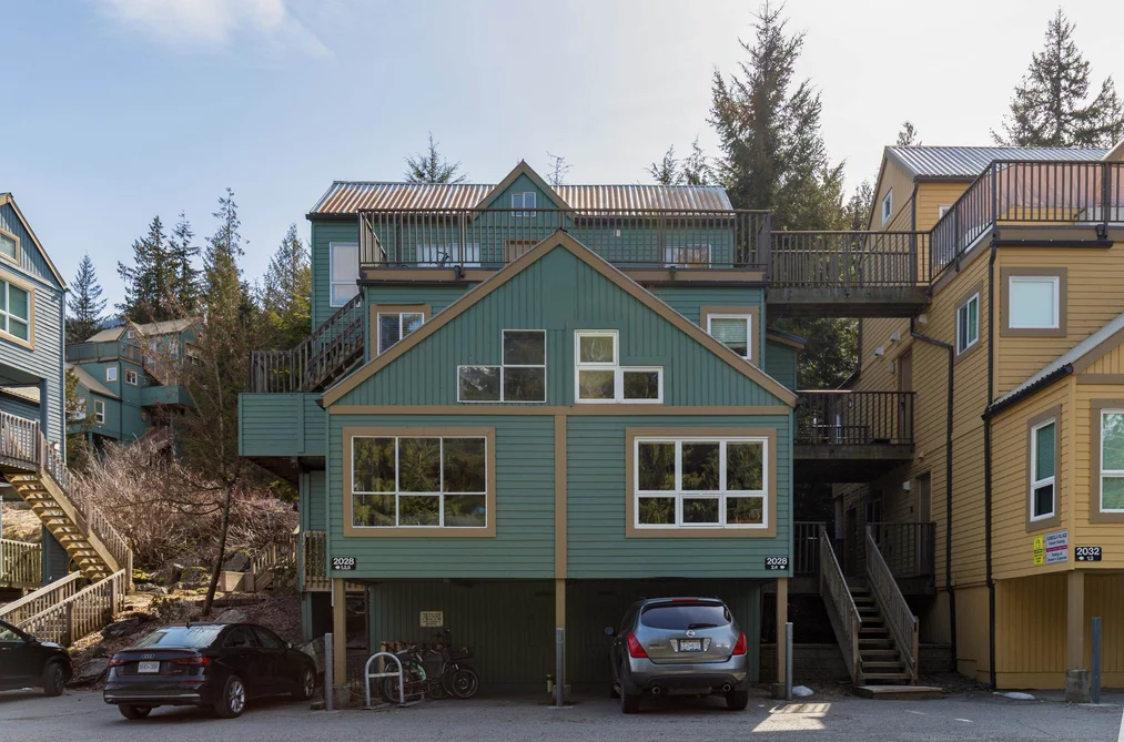 4 2028 INNSBRUCK DRIVE, Whistler BC V8E 0B5, Whistler BC — Residential for Sale - Photo 2