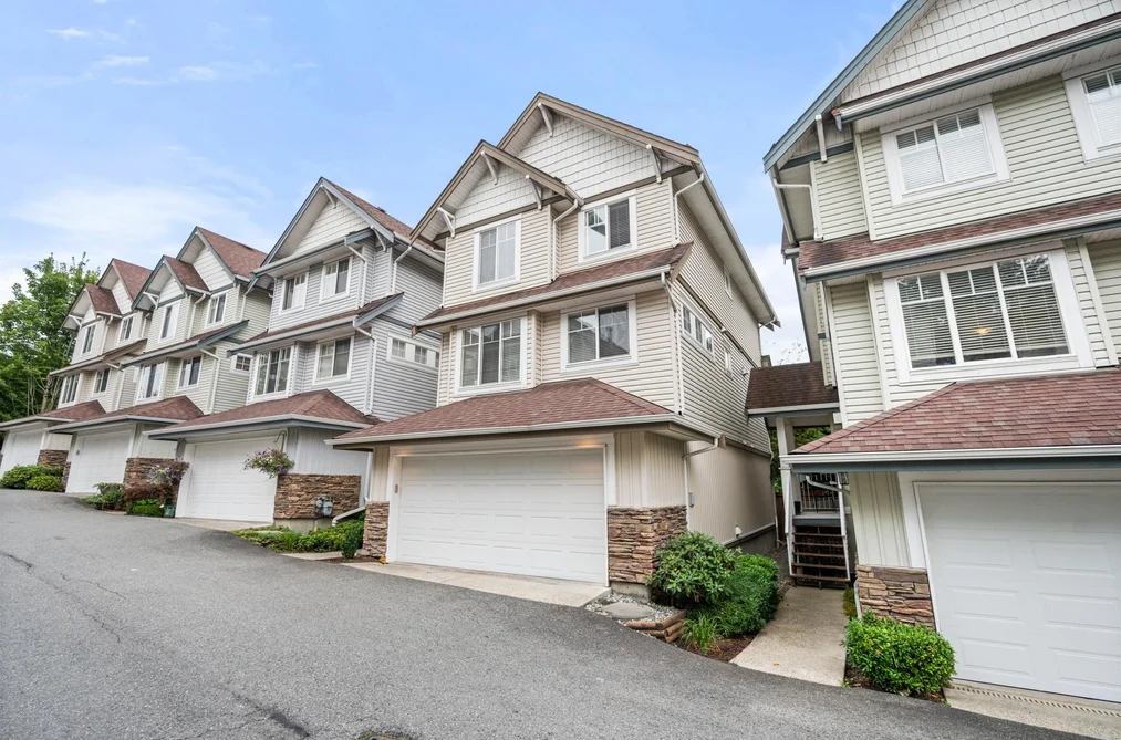 4 20582 67 AVENUE, Langley BC V2Y 3B2, Langley BC — Residential for Sale - Photo 2