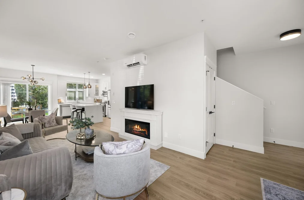 4 20926 83 AVENUE AVENUE, Langley BC V2Y 3Y9, Langley BC — Residential for Sale - Photo 3