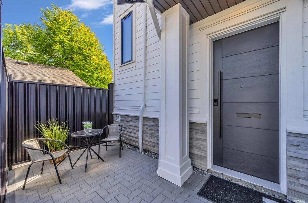 4 2316 CLIFF AVENUE, Burnaby BC V5A 2L2, Burnaby BC — Residential for Sale - Photo 2